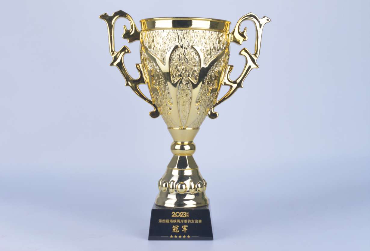 穿透王荣获《第四届海峡两岸垂钓友谊赛》-冠军